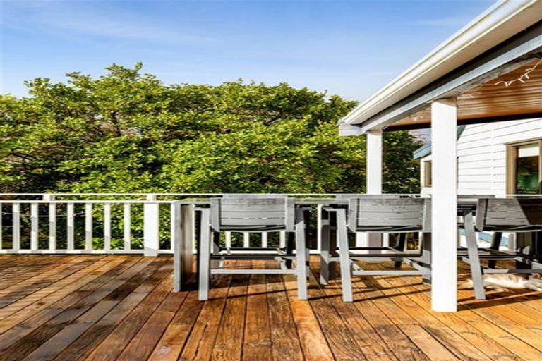 Photo of property in 11 Erica Place, Bell Block, New Plymouth, 4312