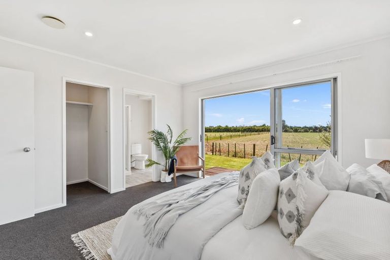 Photo of property in 15 Lowburn Avenue, Waipu, 0510