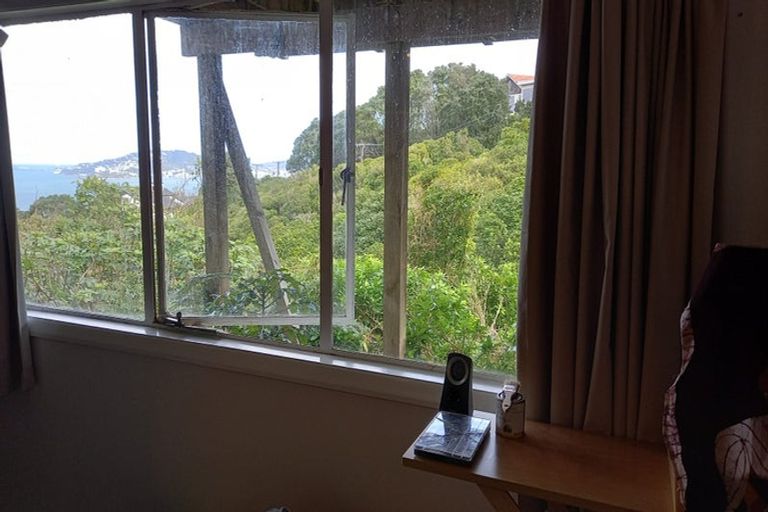 Photo of property in 70 Homebush Road, Khandallah, Wellington, 6035