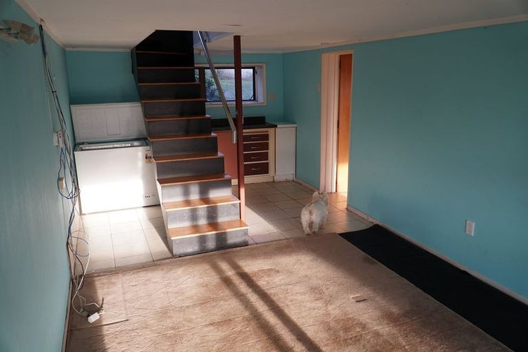 Photo of property in 73 Tindalls Bay Road, Tindalls Beach, Whangaparaoa, 0930