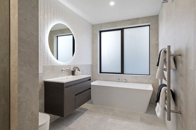 Photo of property in 14 Ross Road, Tariki, Stratford, 4390