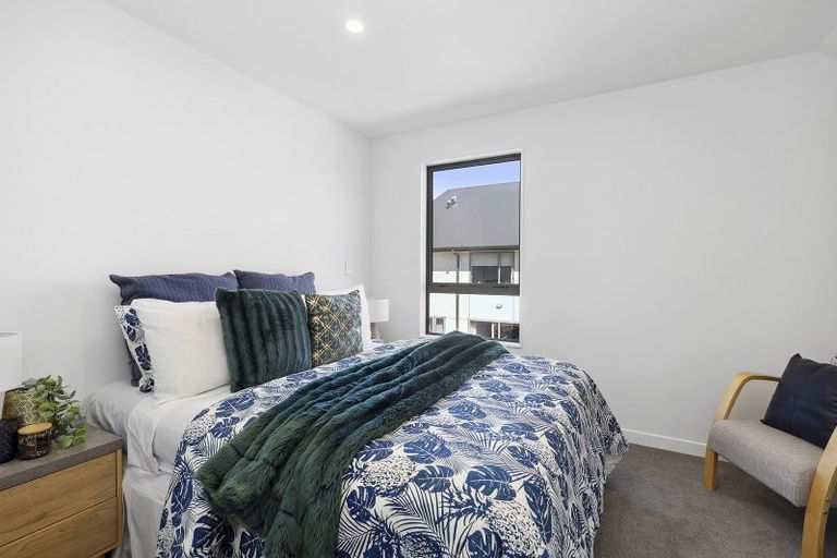 Photo of property in 34 John Street, Stokes Valley, Lower Hutt, 5019
