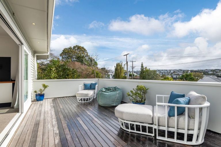 Photo of property in 6 Manuwai Road, Torbay, Auckland, 0630