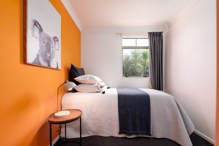 Photo of property in 52 Byron Street, Leamington, Cambridge, 3432