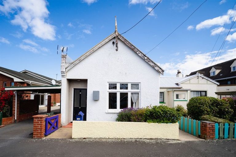 Photo of property in 12 Nelson Street, Forbury, Dunedin, 9012