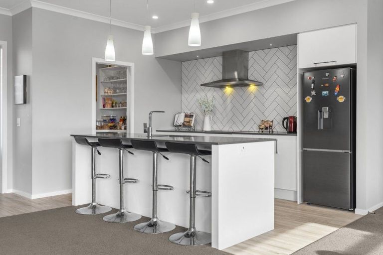 Photo of property in 130 Coast Boulevard, Papamoa Beach, Papamoa, 3118