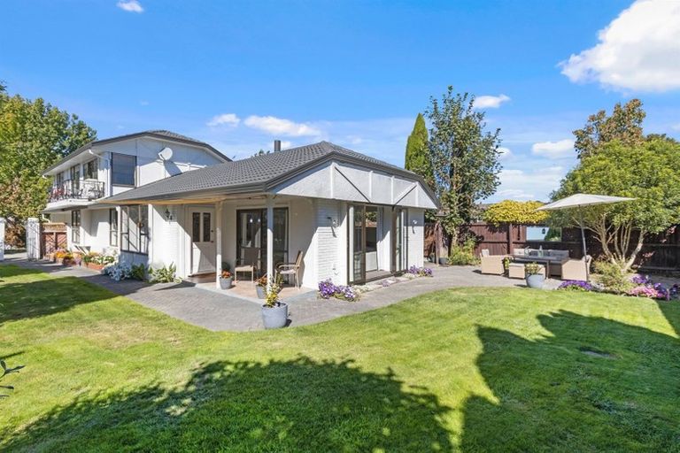 Photo of property in 64 Karnak Crescent, Russley, Christchurch, 8042