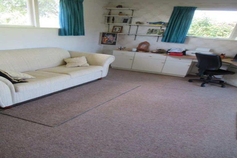 Photo of property in 13 Charles Street, Clouston Park, Upper Hutt, 5018