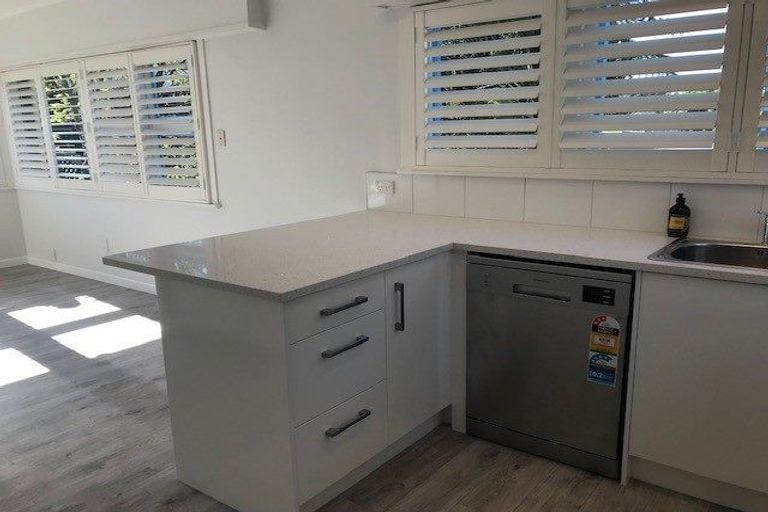 Photo of property in 1/51 Riverlea Avenue, Pakuranga, Auckland, 2010