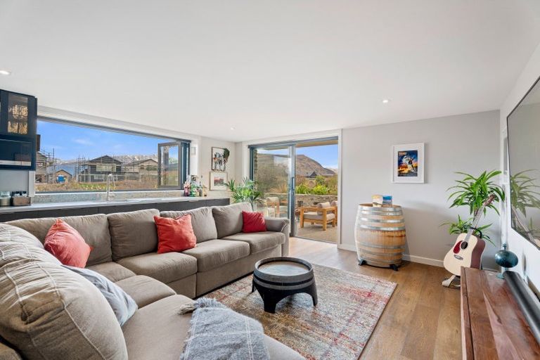 Photo of property in 9 Big Valley Drive, Jacks Point, Queenstown, 9371