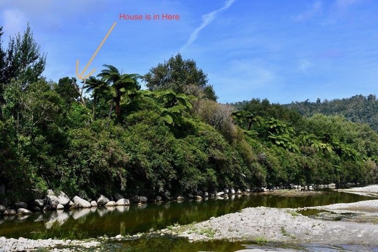 Photo of property in 240 Arapito Road, Karamea, 7893