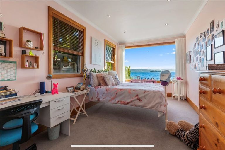 Photo of property in 7 Maire Street, Eastbourne, Lower Hutt, 5013