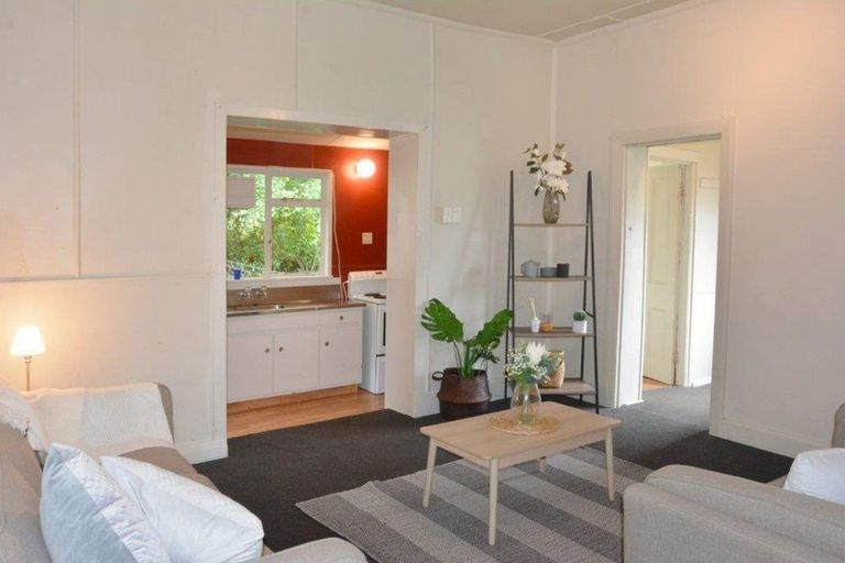 Photo of property in 63 Argyle Street, Mornington, Dunedin, 9011