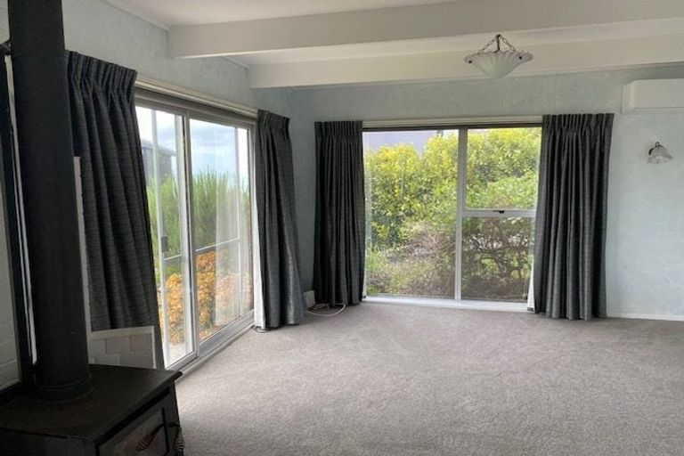 Photo of property in 1/36 Beechwood Road, Rothesay Bay, Auckland, 0630