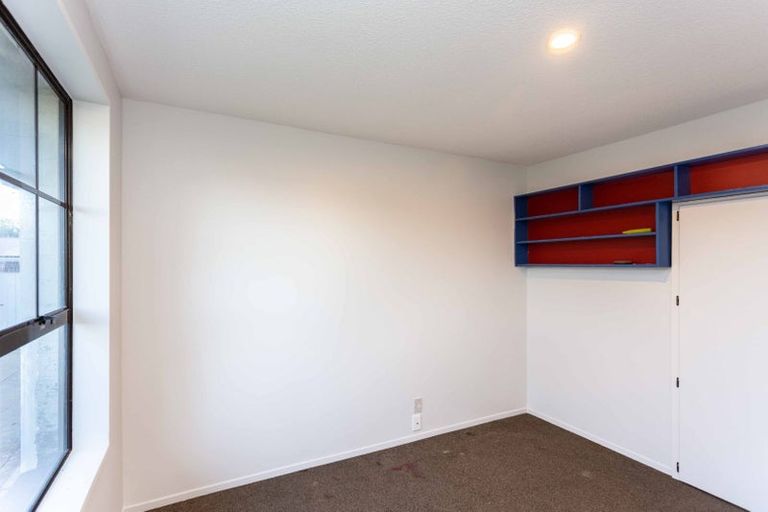 Photo of property in 9 Kinross Street, Hei Hei, Christchurch, 8042