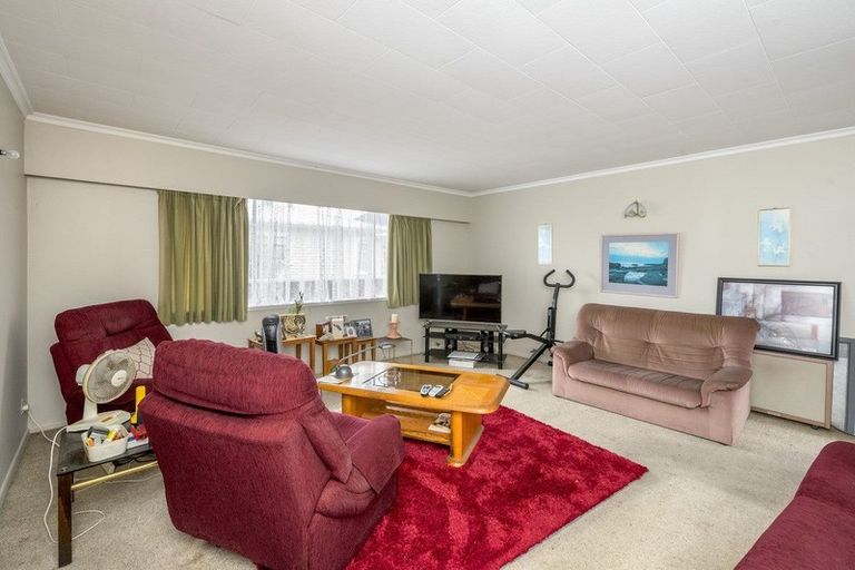 Photo of property in 3a Buckley Grove, Paraparaumu, 5032
