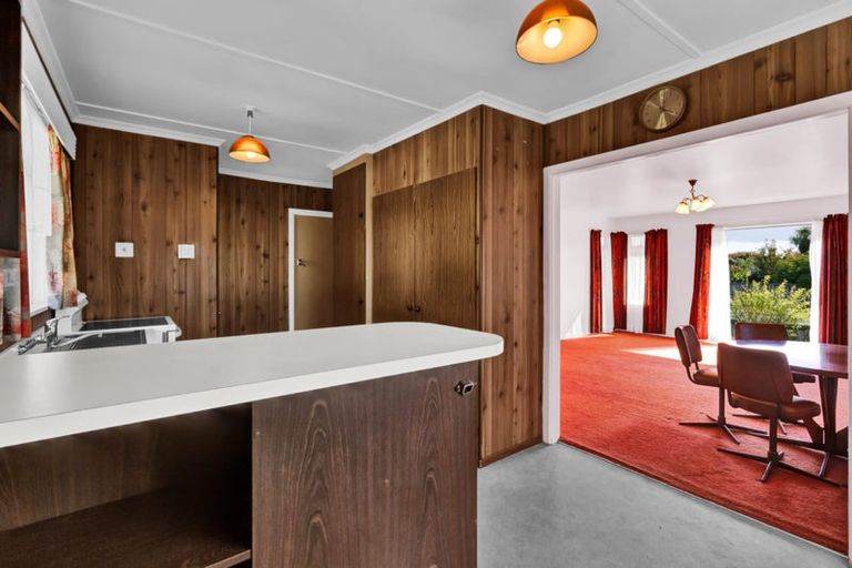 Photo of property in 6 Mace Terrace, Oakura, 4314