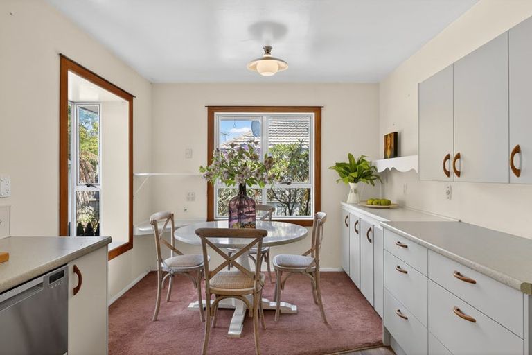 Photo of property in 11 Bevington Street, Avonhead, Christchurch, 8042