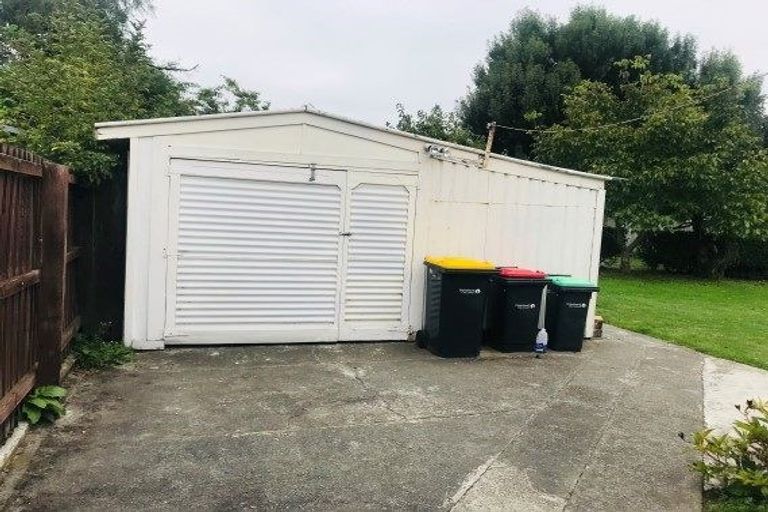 Photo of property in 53 Flay Crescent, Burnside, Christchurch, 8053