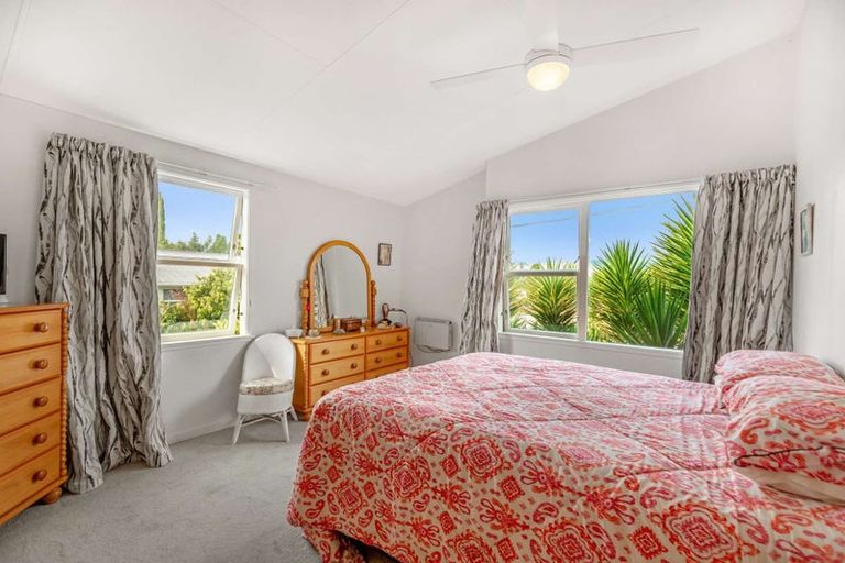 Photo of property in 255 Cambridge Street, Levin, 5510