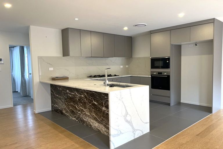 Photo of property in 171c Forrest Hill Road, Forrest Hill, Auckland, 0620