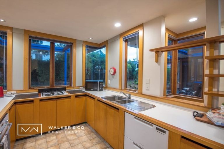 Photo of property in 23 Golf Road, Heretaunga, Upper Hutt, 5018