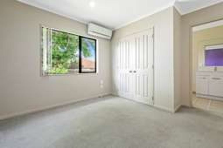 Photo of property in 19 Prado Drive, Pukekohe, 2120