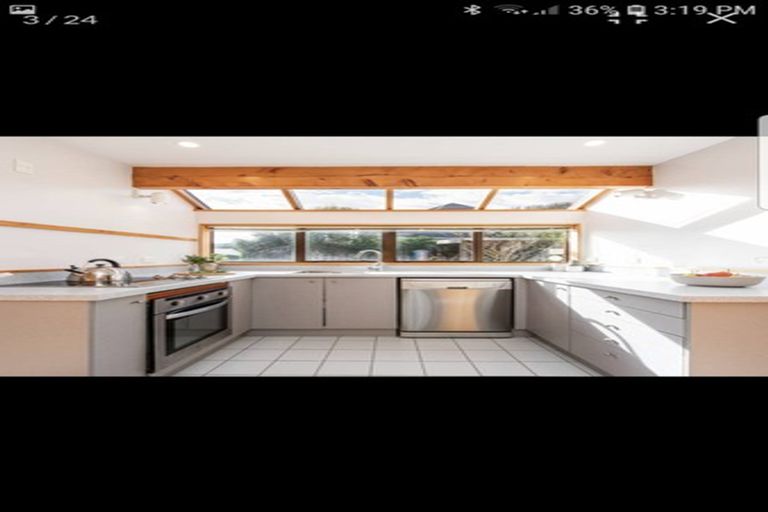 Photo of property in 8a Campbell Street, Karori, Wellington, 6012