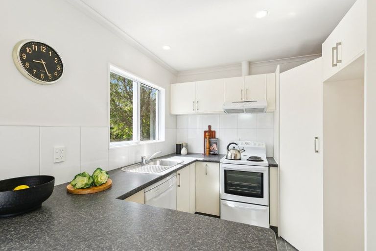 Photo of property in 26a Duncan Street, Tawa, Wellington, 5028