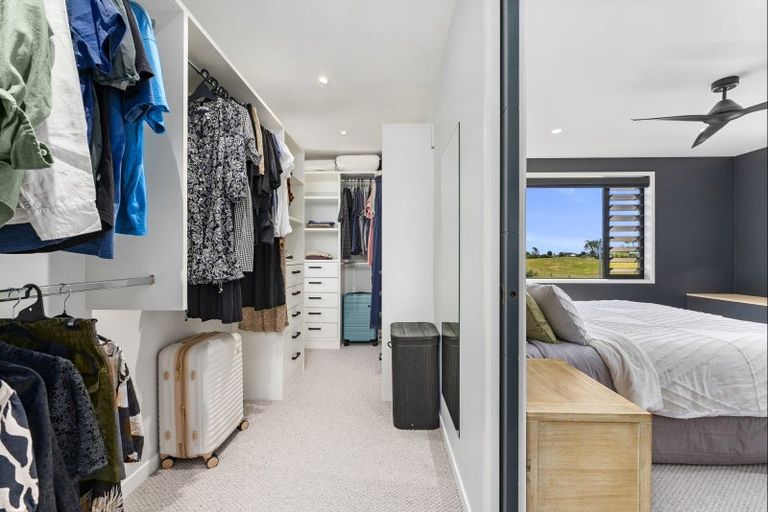 Photo of property in 12 Kuakua Close, Papamoa Beach, Papamoa, 3118