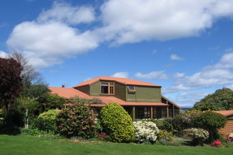 Photo of property in 5 Waipahihi Avenue, Waipahihi, Taupo, 3330