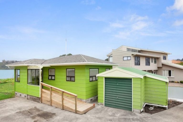 Photo of property in 122a Harbour Road, Ohope, 3121