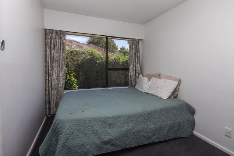 Photo of property in 17 Tuckers Road, Redwood, Christchurch, 8051