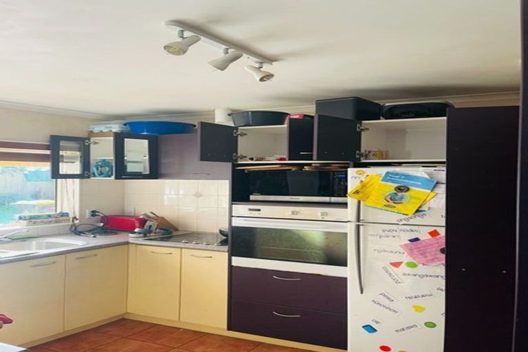 Photo of property in 62 Sandwick Drive, Weymouth, Auckland, 2103