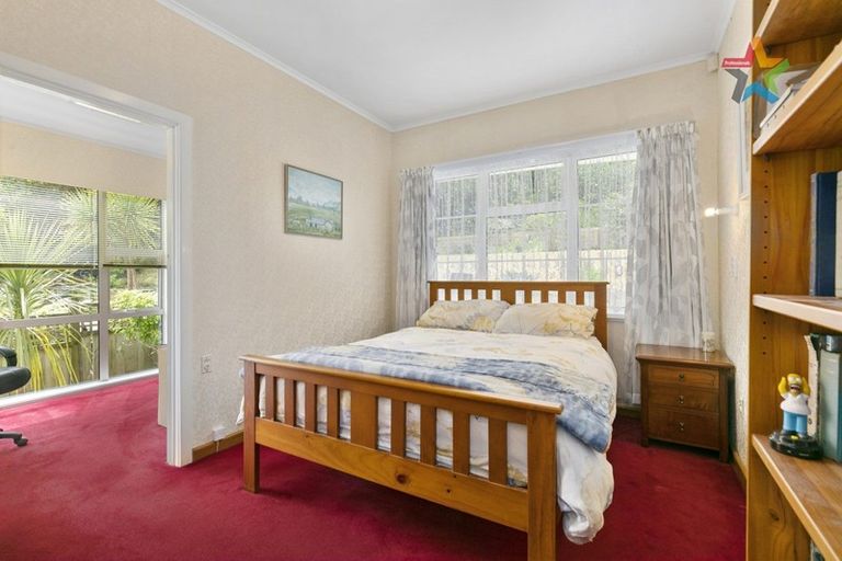 Photo of property in 69 Norton Park Avenue, Fairfield, Lower Hutt, 5011