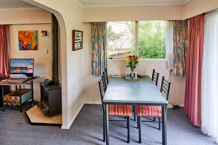 Photo of property in 1/20 Yarrow Place, Papakowhai, Porirua, 5024