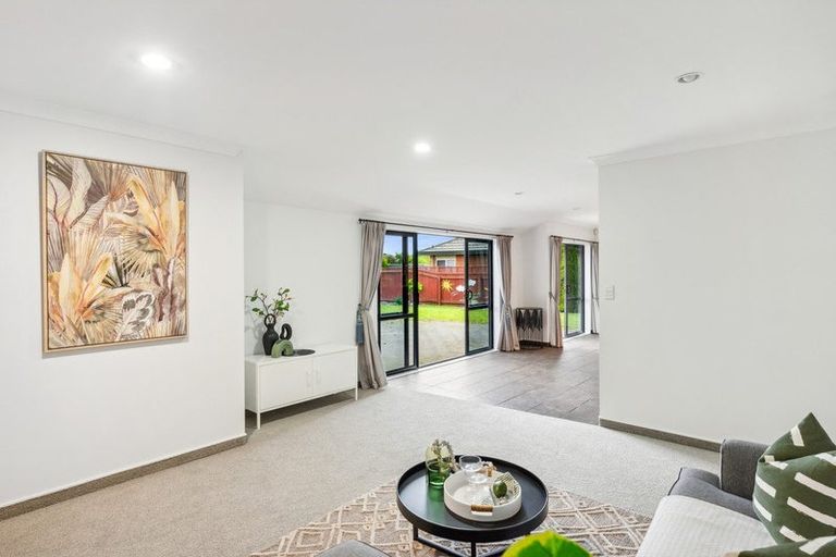 Photo of property in 170 Milne Drive, Paraparaumu, 5032