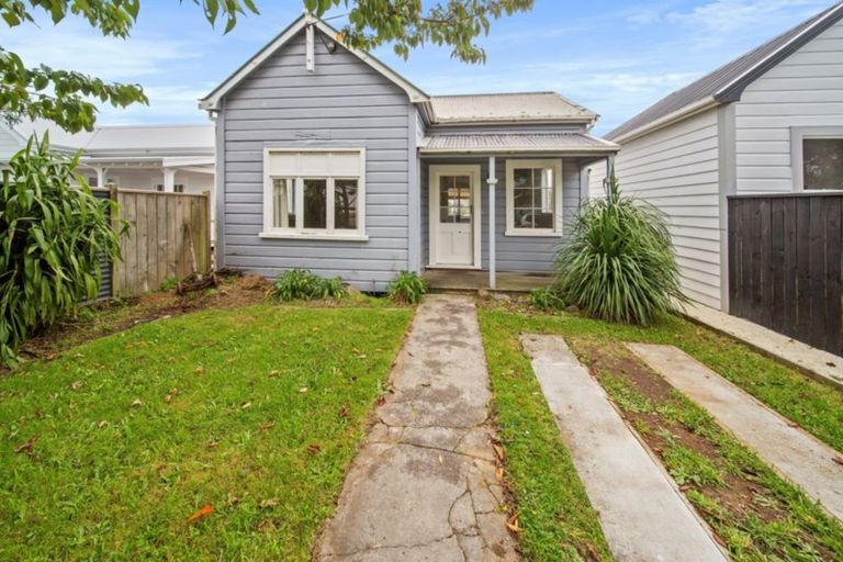 Photo of property in 163 Lemon Street, Strandon, New Plymouth, 4312