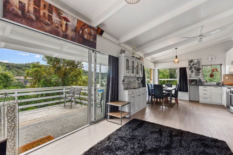 Photo of property in 50b Milton Terrace, Picton, 7220