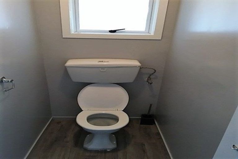 Photo of property in 1 Northolt Road, Fairview Downs, Hamilton, 3214