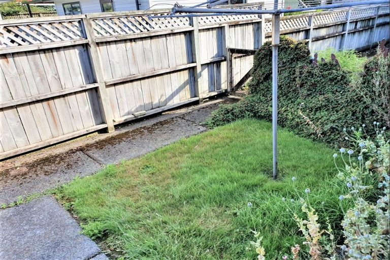 Photo of property in 1/14 Totara Street, Trentham, Upper Hutt, 5018