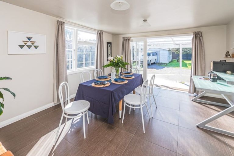 Photo of property in 72 Niblett Street, Whanganui, 4500