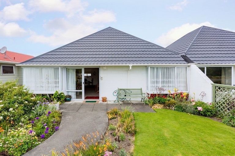 Photo of property in St Davids Flats, 1/30 High Street, Leeston, 7632