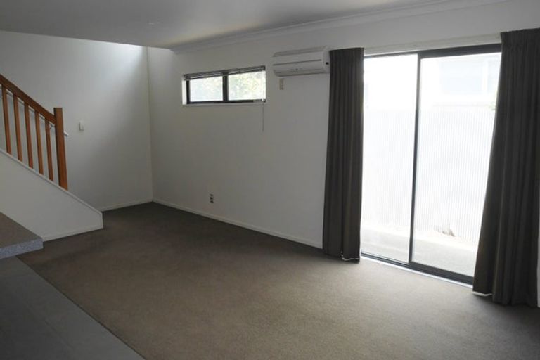 Photo of property in 56 Fairfield Avenue, Addington, Christchurch, 8024