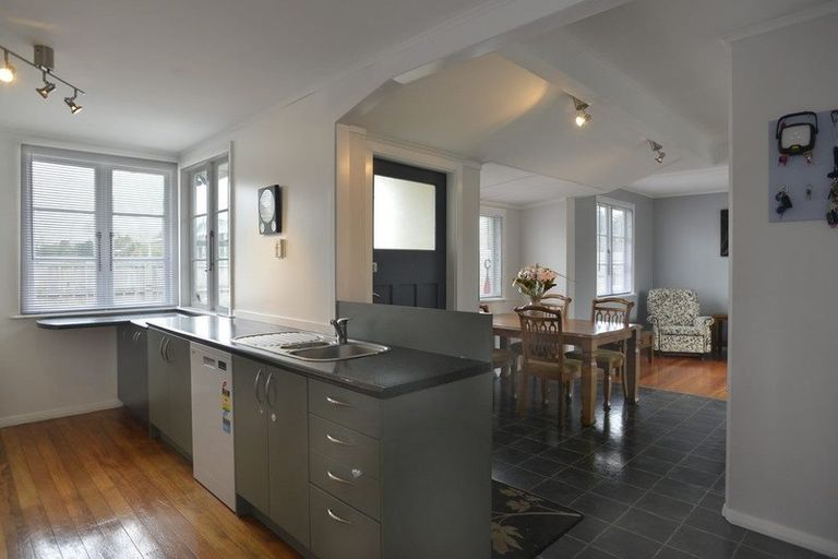 Photo of property in 63 Victoria Street, Carterton, 5713