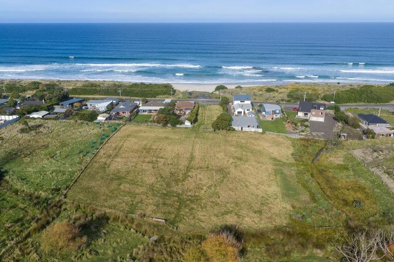 Photo of property in 1142 Brighton Road, Brighton, Dunedin, 9035