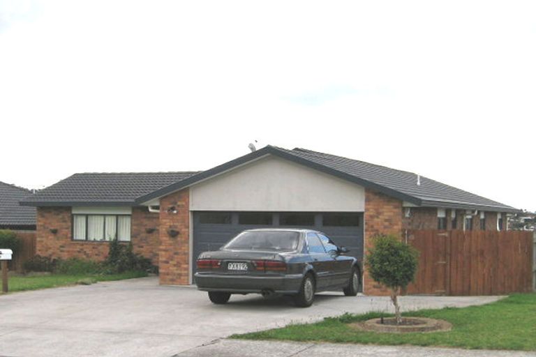 Photo of property in 47 Ruze Vida Drive, Massey, Auckland, 0614