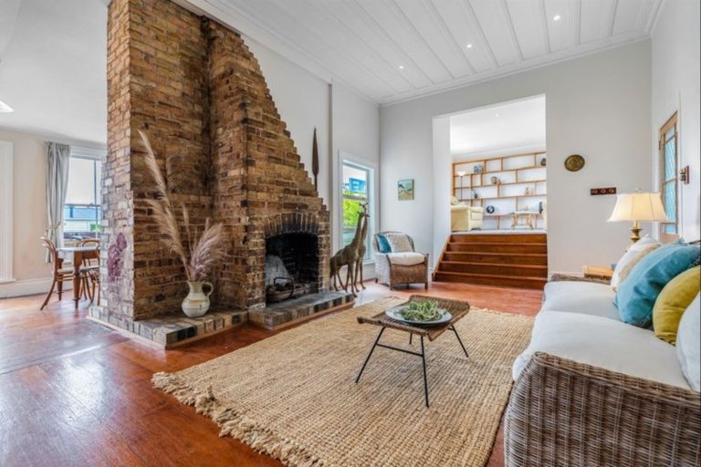 Photo of property in 159 Victoria Road, Devonport, Auckland, 0624