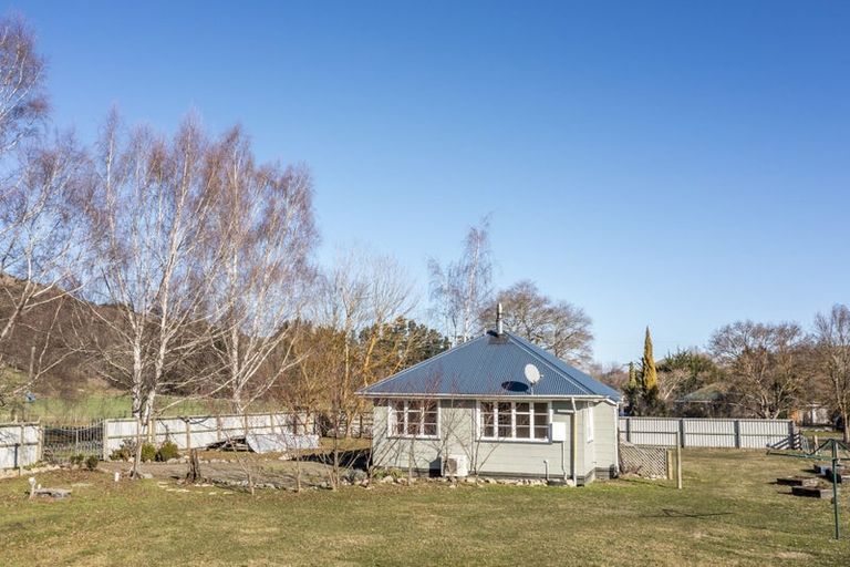 Photo of property in 15 Tekoa Street, Waiau, 7332