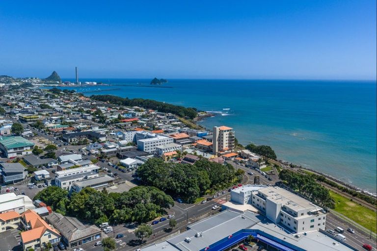 Photo of property in 1c Queen Street, New Plymouth, 4310